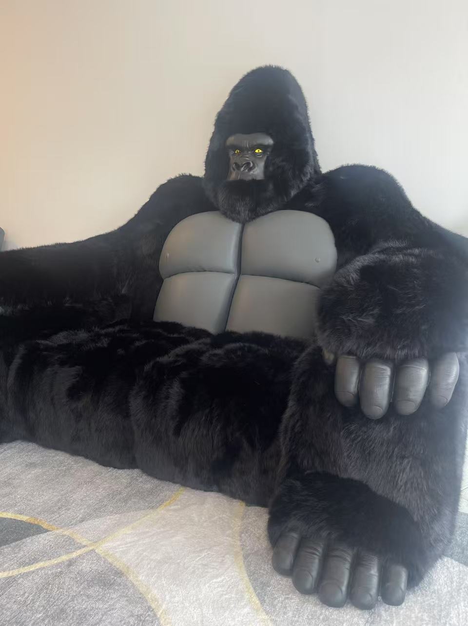 King Kong Sofa
